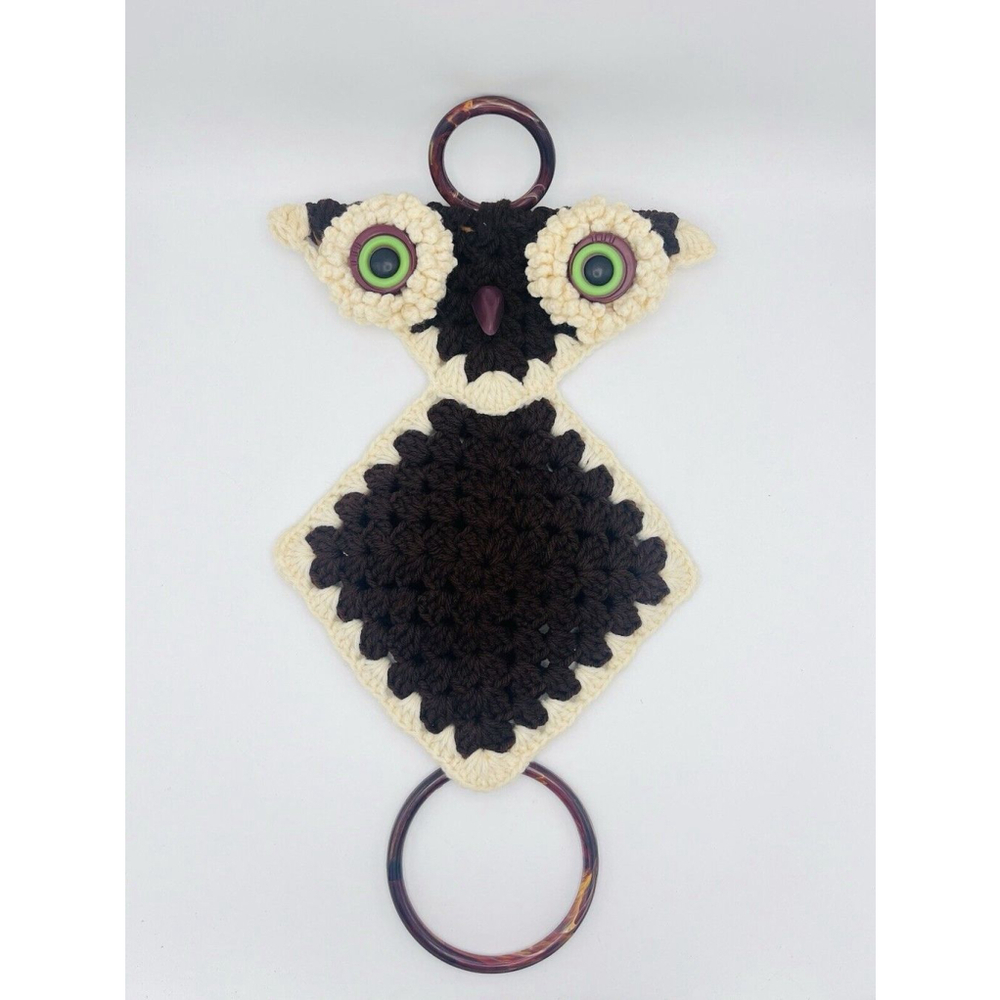 Vintage 1970s Crochet Owl Towel Holder Ring Wall Hanging Kitchen Bath Handmade
